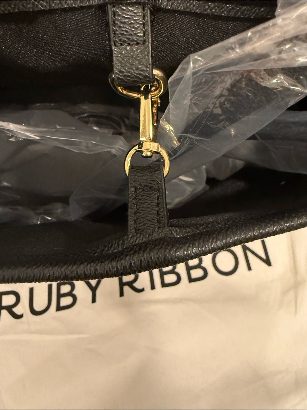 RUBY RIBBON Classic Black Tote Bag with Embossed Bow Detail - NEW WITH TAGS - Picture 6 of 12